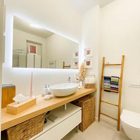 Apartment New Quiet And Design In The Heart Of