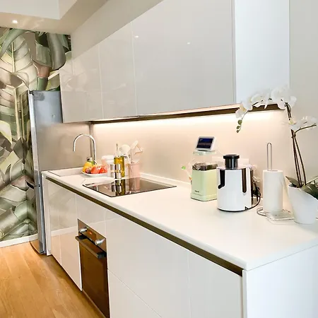 New Quiet And Design In The Heart Of Milan