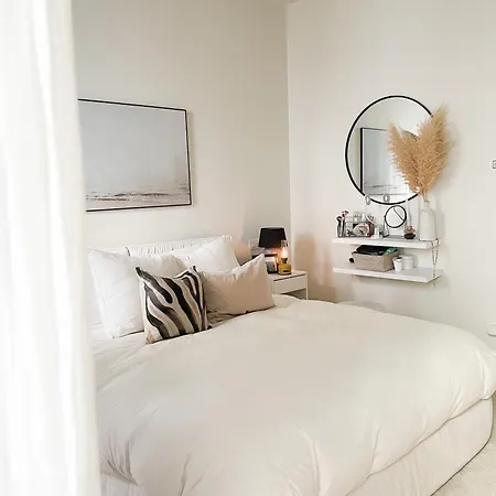 Apartment New Quiet And Design In The Heart Of Milan