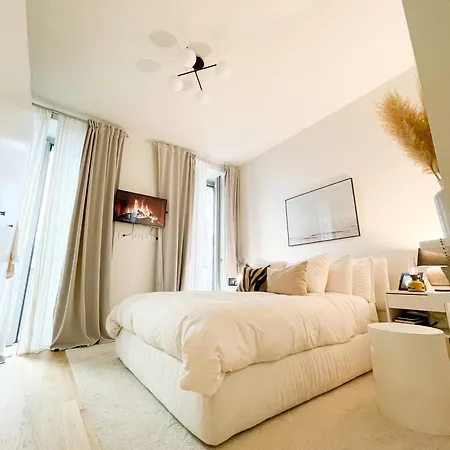 Apartment New Quiet And Design In The Heart Of *